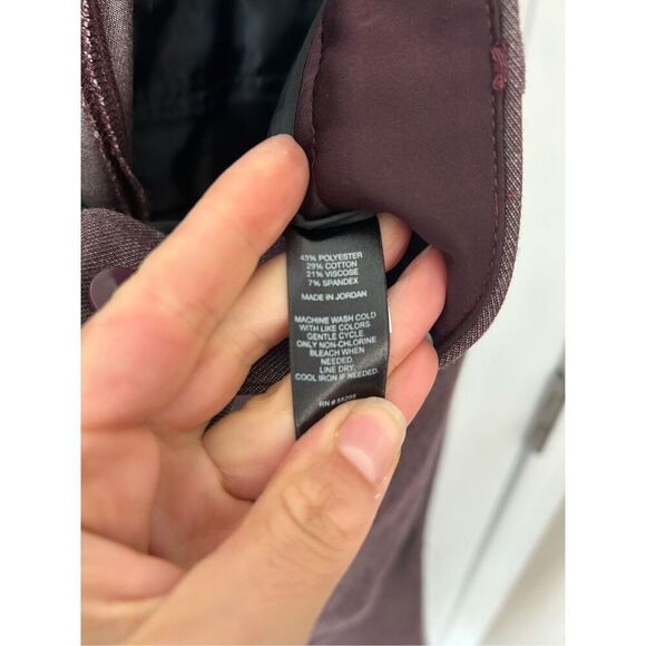 Express red burgundy dress pants work attire size 4R - Picture 3 of 5